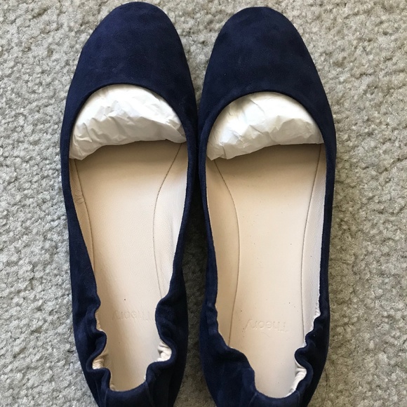 Theory Glove Ballet Flat In Suede Size 36 - Picture 1 of 11